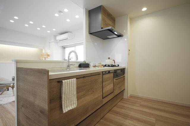 駒沢不二ロイヤルハイツ